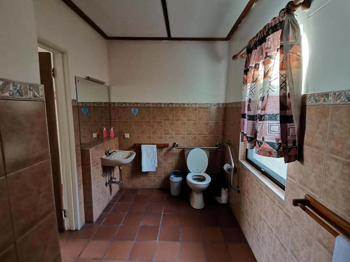 Onganga Hotel Pension ウィントフーク エクステリア 写真